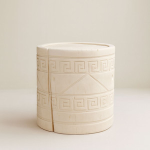 Nativo Hand Carved Solid Log Table
18 dia x 18 H inches
White Wash Finish