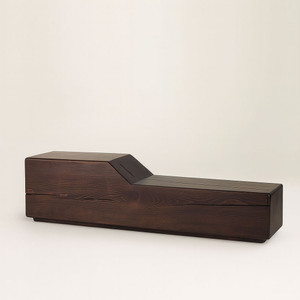 Urbano Solid Wood Bench
Unique bench
14 x 72 x 19.5 H inches
Dark Walnut Finish
