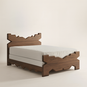 Amaranta Bed
Queen Size
Walnut